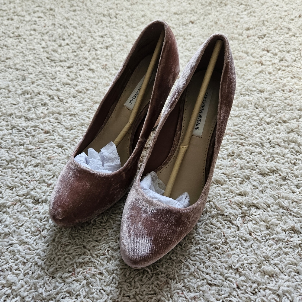 Saks Fifth Avenue Blush Pink Velvet Pumps